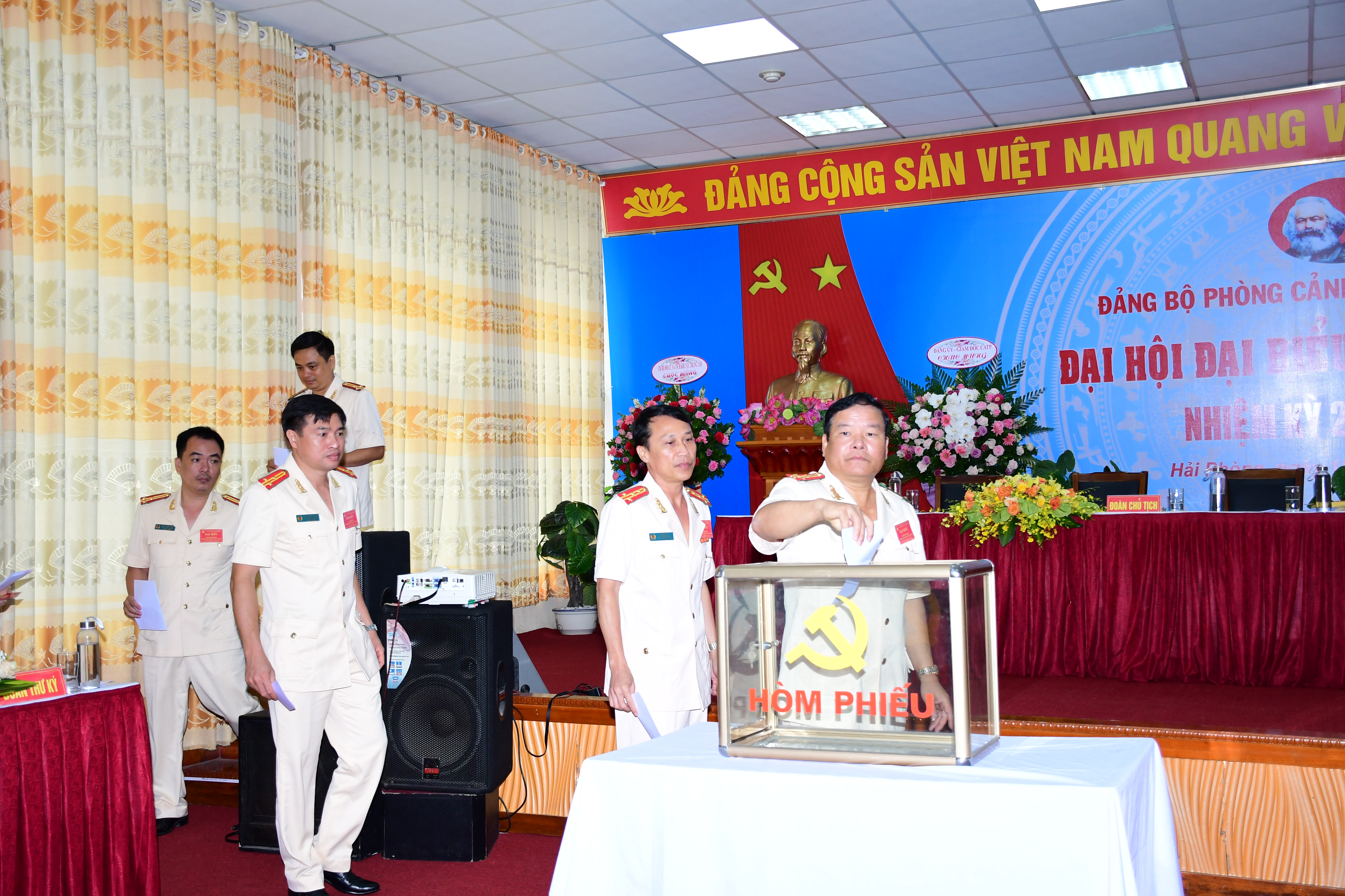 Đại hội Đảng bộ Phòng Cảnh sát phòng cháy chữa cháy và cứu nạn, cứu hộ lần thứ nhất nhiệm kỳ 2020-2025